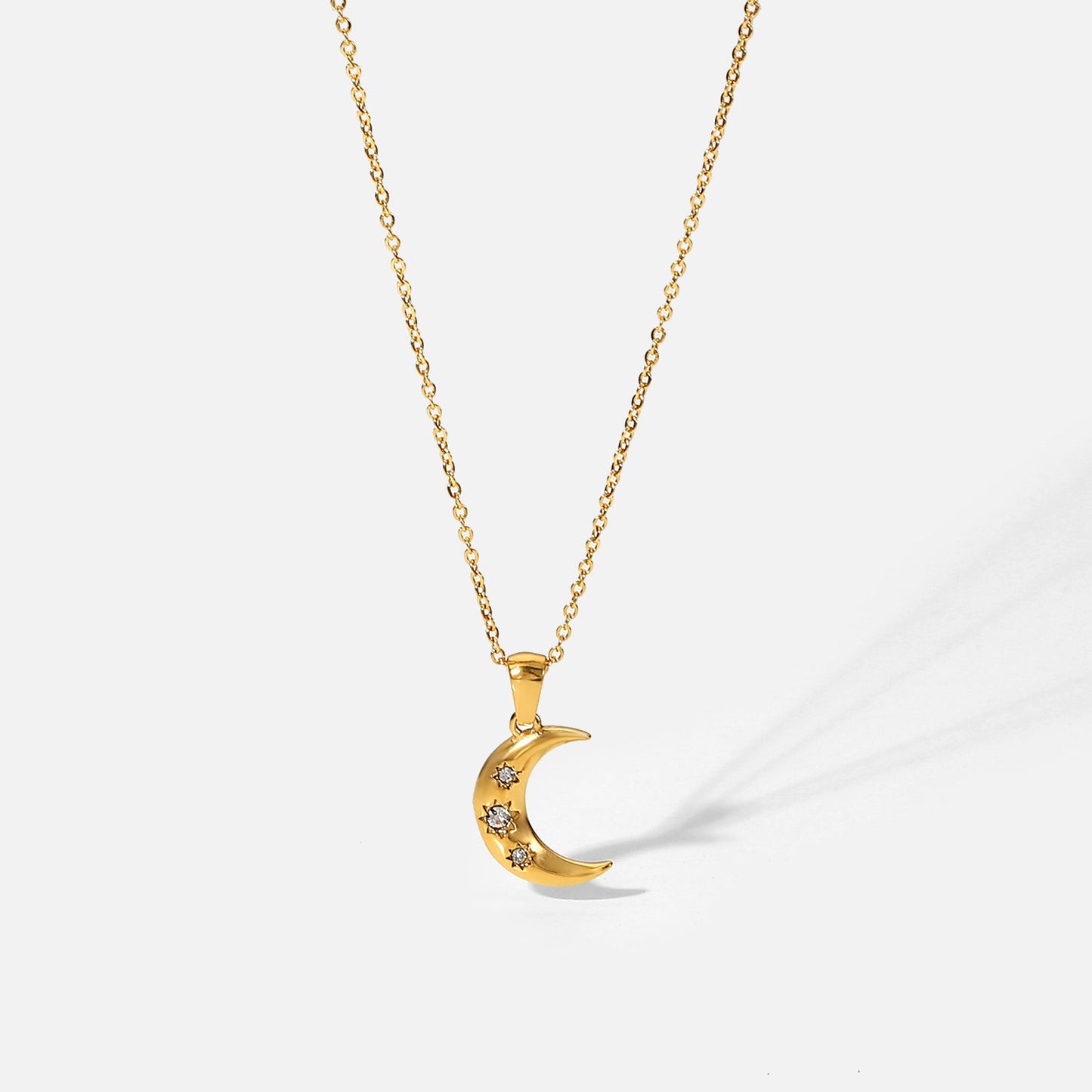 5pcs Fashion With 18K Gold-Plated Stainless Steel Inlaid With Three Zircon Moon Pendant Necklace Women