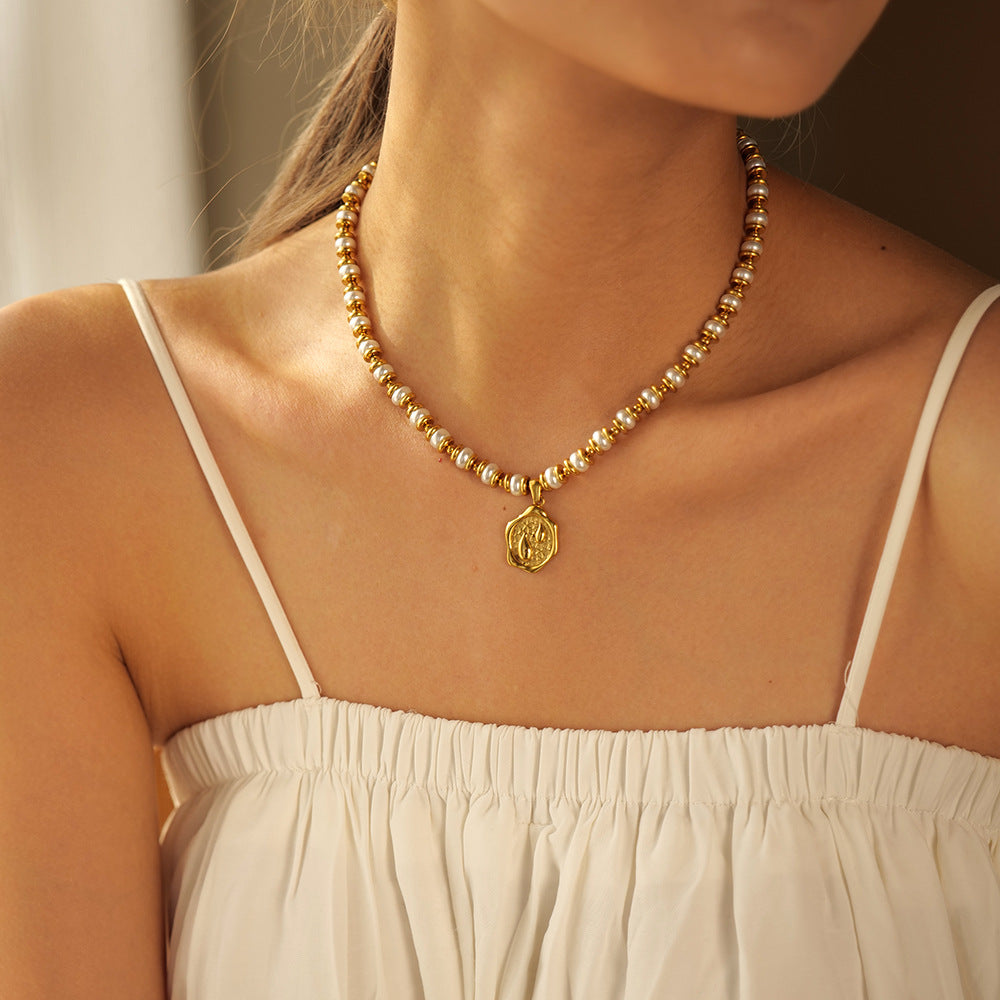 5pcs Fashion Popular 18K Gold Stainless Steel Inlaid Pearl Coin Pendant Necklace Jewelry
