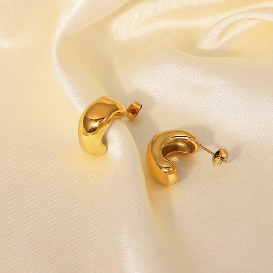 5pcs The New Titanium Steel Earrings 18K Gold C-Shaped Twisted Cashew Nut Earrings Women's Clothing Accessories