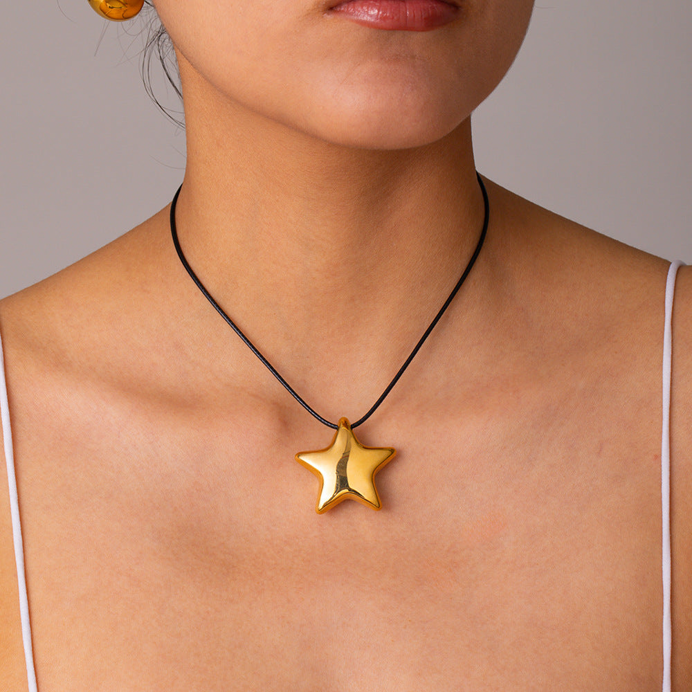 5pcs Hot Titanium Steel Pendant With 18K Gold Stainless Steel Necklace Women's Half Moon Shape Pendant
