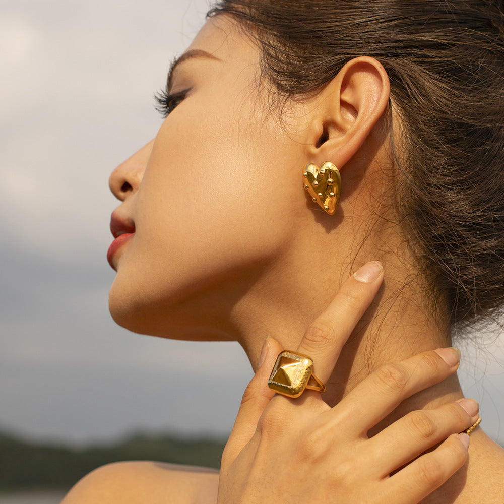 5pcs Titanium Steel Love Rivet Earrings Earrings New Fashion Temperament Niche Design Earrings