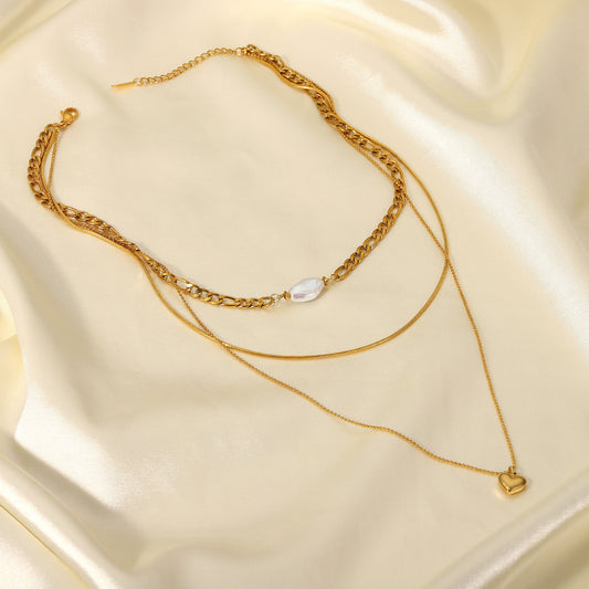 5 pcs 18K Gold-Plated Stainless Steel Three-Layer Heart-Shaped Pendant Necklace Figaro Chain Natural Light Pearl Necklace For Women
