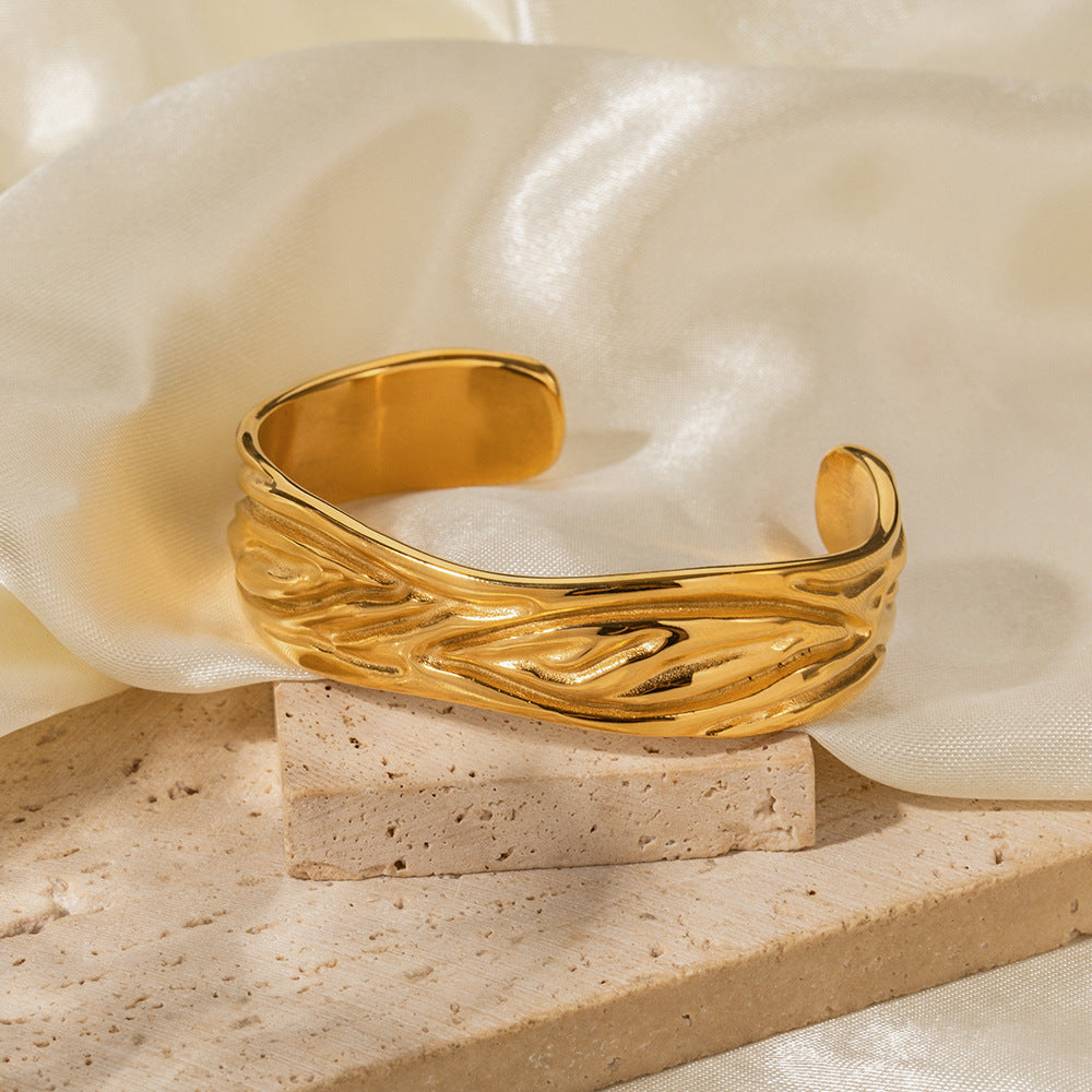 5pcs Design 18K Gold Plated Stainless Steel Pleated Texture Bracelet Jewelry