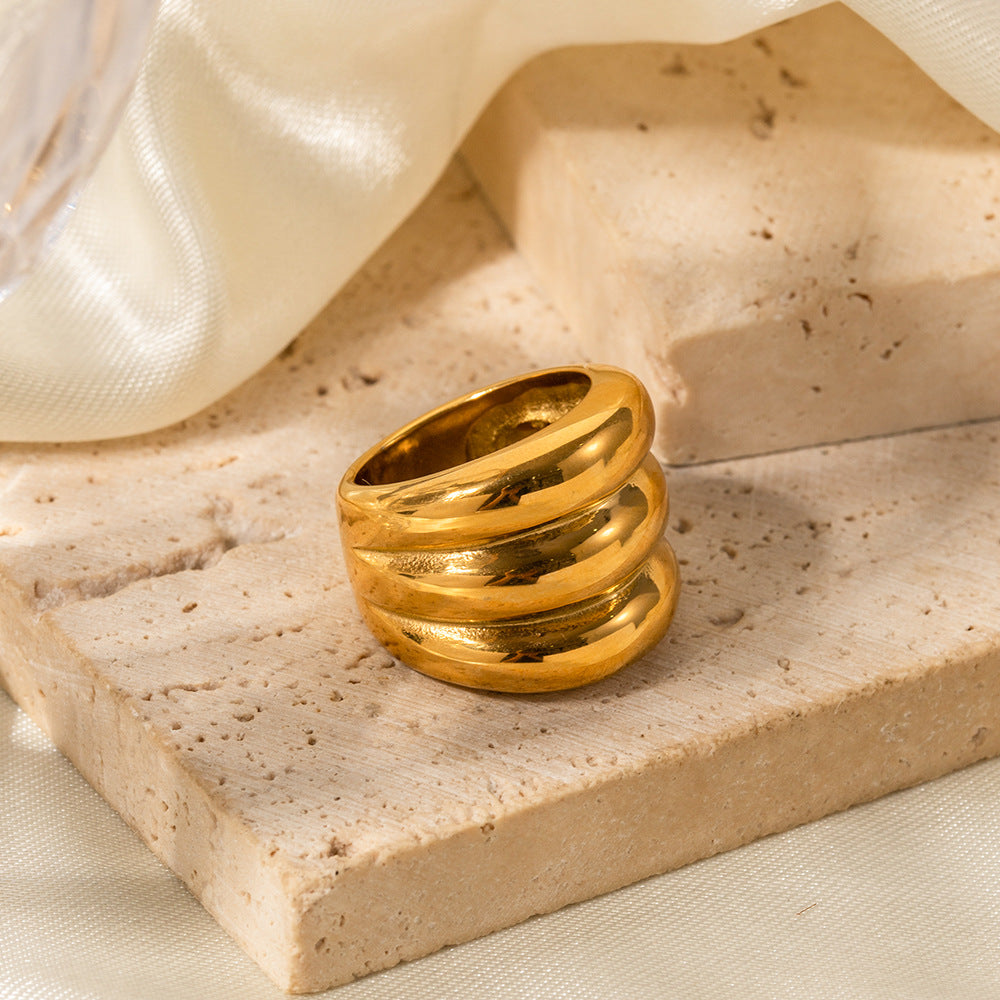 5pcs 18K Gold Stainless Steel Three-Layer Closed Ring Women's Fashion Design Without Fading Hand Jewelry