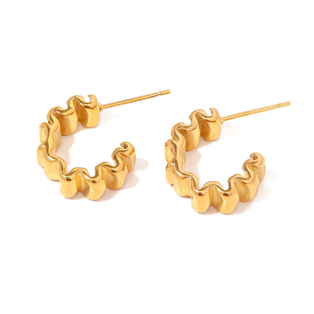 5pcs With The Popular 18K Gold-Plated Pleated C-Shaped Earrings Design Sense Fashion All Matching Earrings