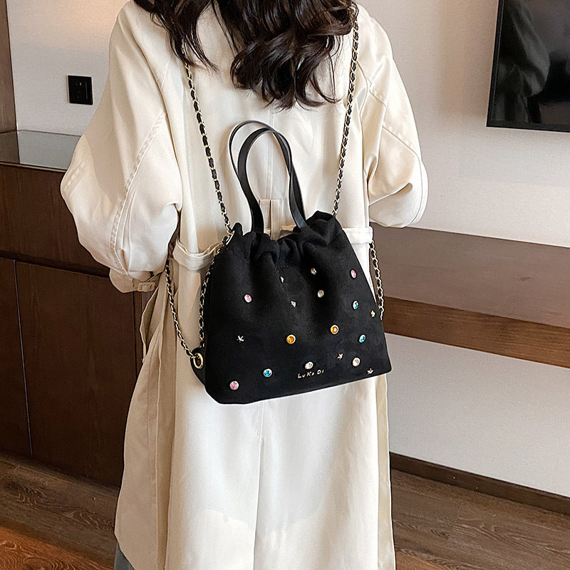 New Bag Lady Version Of Fashion Retro Drawstring Hand Bag Personality Rivets Large Capacity Backpack Tide