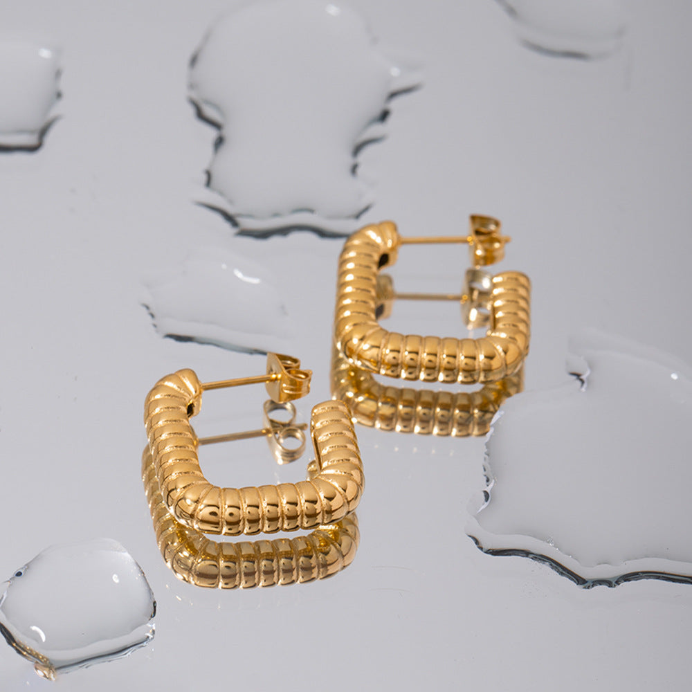 5pcs Women's Ribbed Square Earrings Simple Hoop Earrings 18K Gold Plated Stainless Steel Gold Earrings