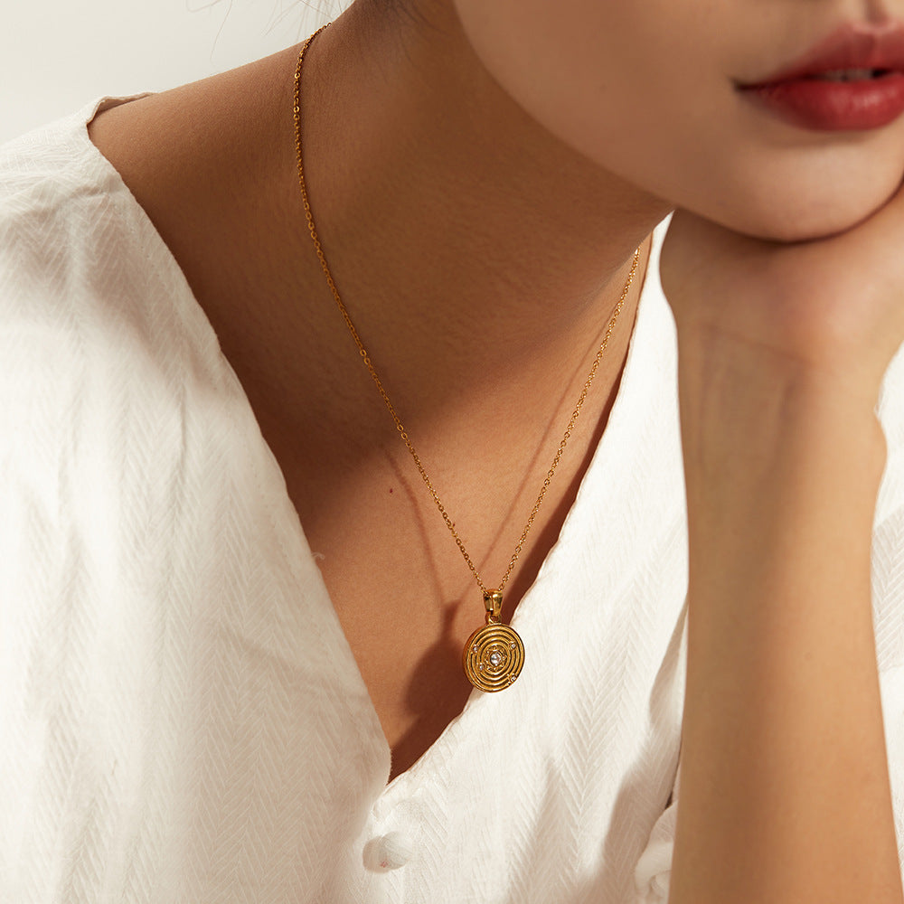 5pcs 18K Gold-Plated Stainless Steel Geometric Circular Zircon Pendant Necklace Titanium Steel Concentric Circle Pendant Necklace
