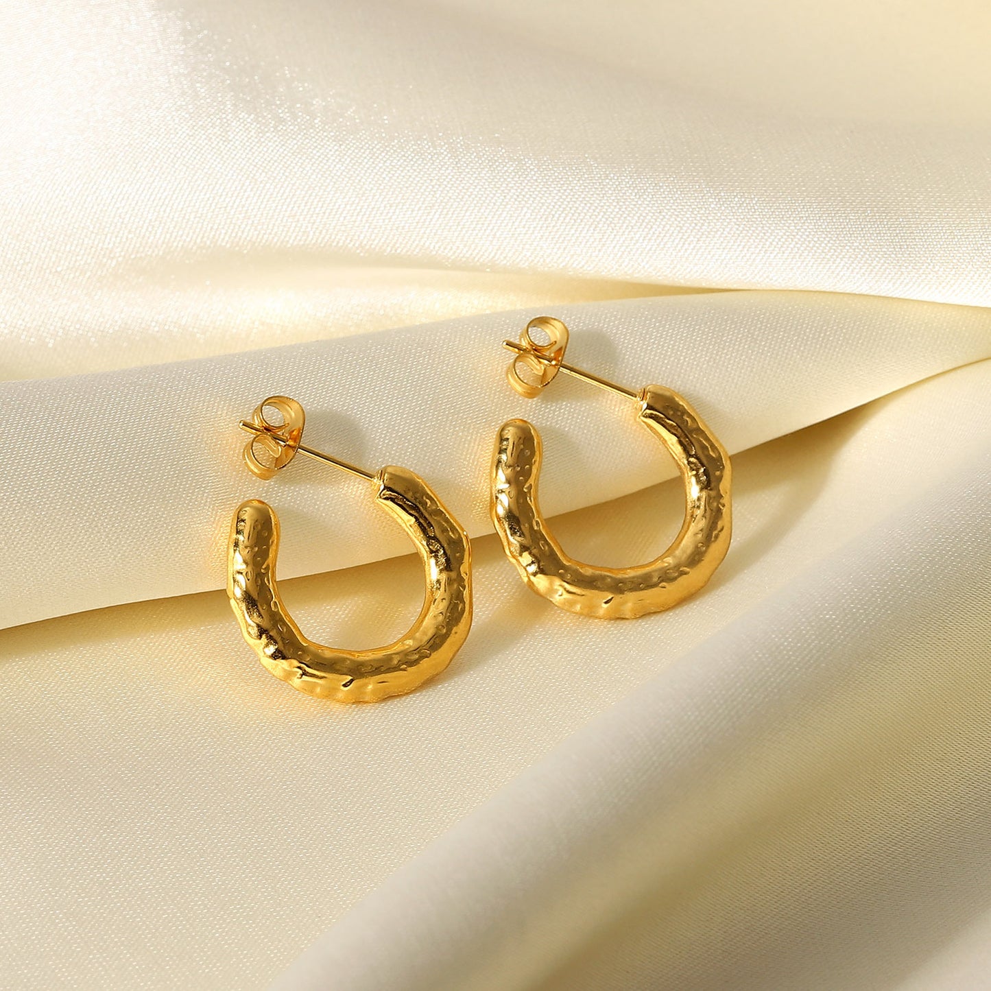 5pcs Titanium Steel Earrings Stud 18K Gold Stainless Steel Lava Effect C-Shaped Earrings Jewelry Woman