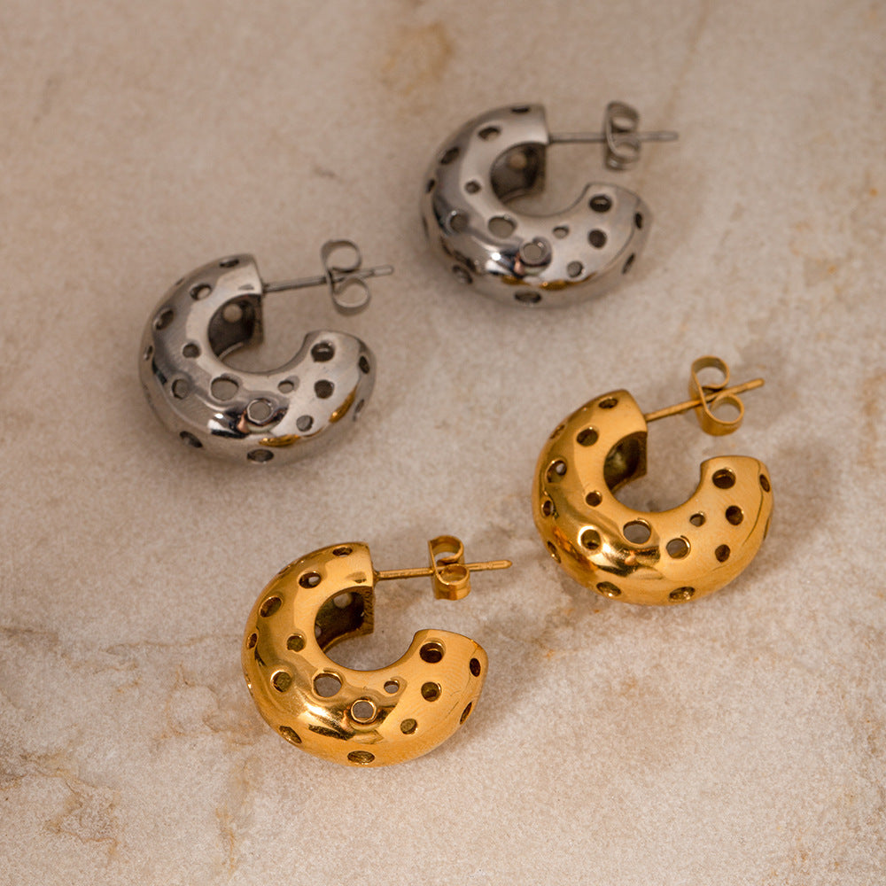 5pcs 18K Gold Stainless Steel Round Hollow C-Shaped Earrings New Fashion Temperament Niche Design Earrings