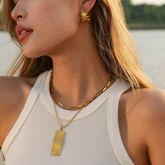 5pcs New Titanium Steel Necklace 18K Gold Stainless Steel Thread Rectangular Pendant Necklace Necklace Women's Jewelry