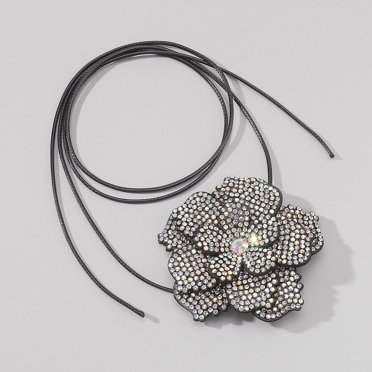 Vintage Full Diamond Chocker Camellia Necklace Small Wax String Lace-Up Small Fragrance Bracelet Female