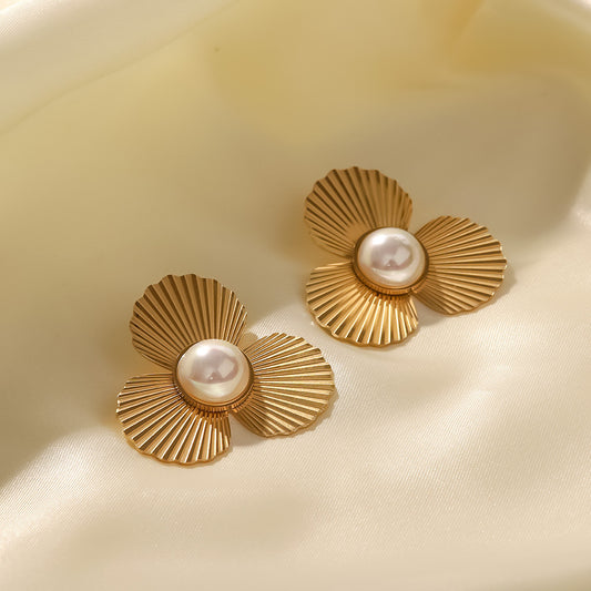 5pcs Stylish Temperament Earrings 16K Gold Plated Stainless Steel Flower Fan Design Round Pearl Stud Earrings For Women