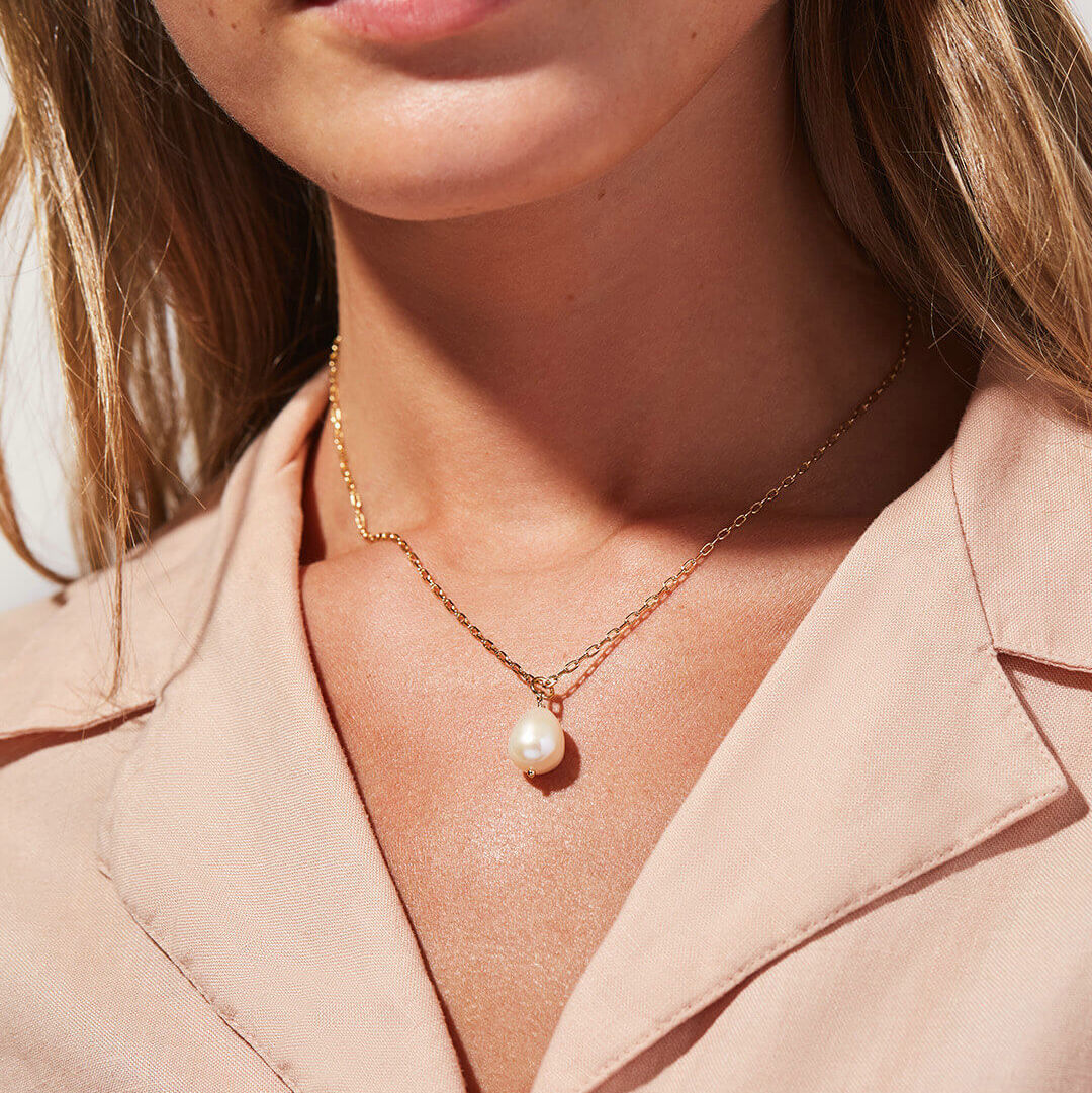 5pcs Single Pearl Jewelry Stainless Steel Necklace 18K Gold Plated Clavicle Chain Pearl Pendant Necklace Women's Style