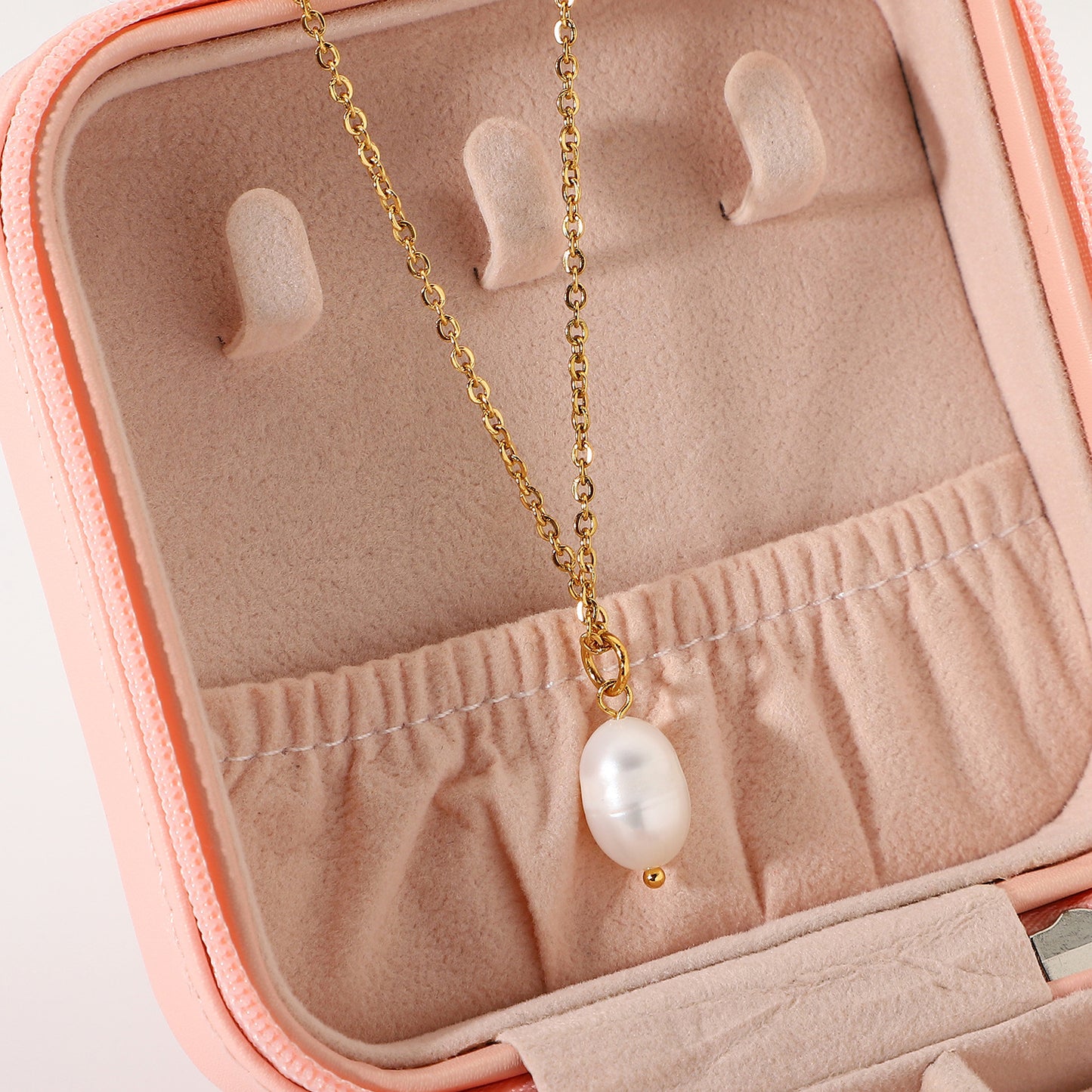 5pcs Single Pearl Jewelry Stainless Steel Necklace 18K Gold Plated Clavicle Chain Pearl Pendant Necklace Women's Style