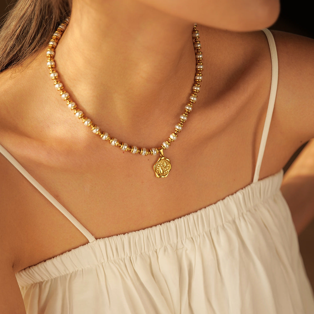 5pcs Fashion Popular 18K Gold Stainless Steel Inlaid Pearl Coin Pendant Necklace Jewelry