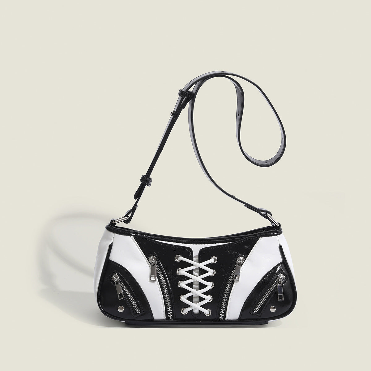 Small Luxury Baguette Underarm Bag Female Summer New Fashion Trend Motorcycle Bag 100 Shoulder Oblique Span Bag