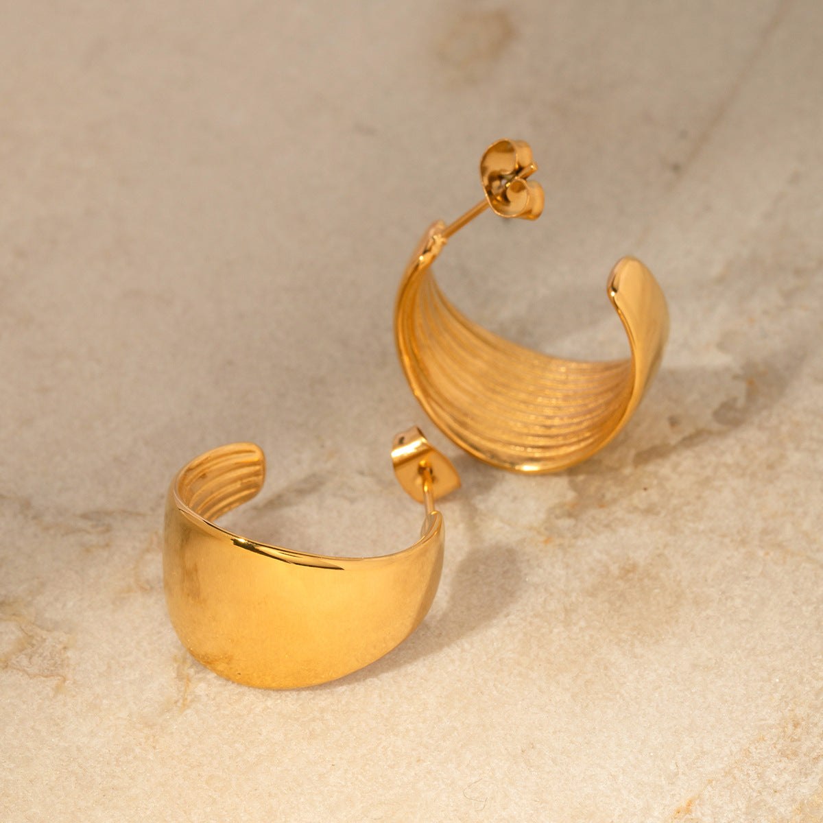 5pcs Women's Exaggerated Smooth Wide Sector Earrings 18K Gold Plated Stainless Steel C-Shaped Ring Earrings Jewelry Accessories