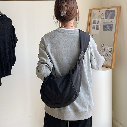 Summer New Women's Bag Large Capacity Leisure Nylon Crossbody Bag Dumpling Bag Senior Sense Solid Color Shoulder Bag Tide