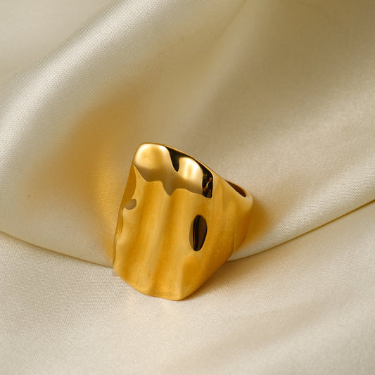 5pcs 18K Gold Stainless Steel Rectangular Embossed Ring No. 7
