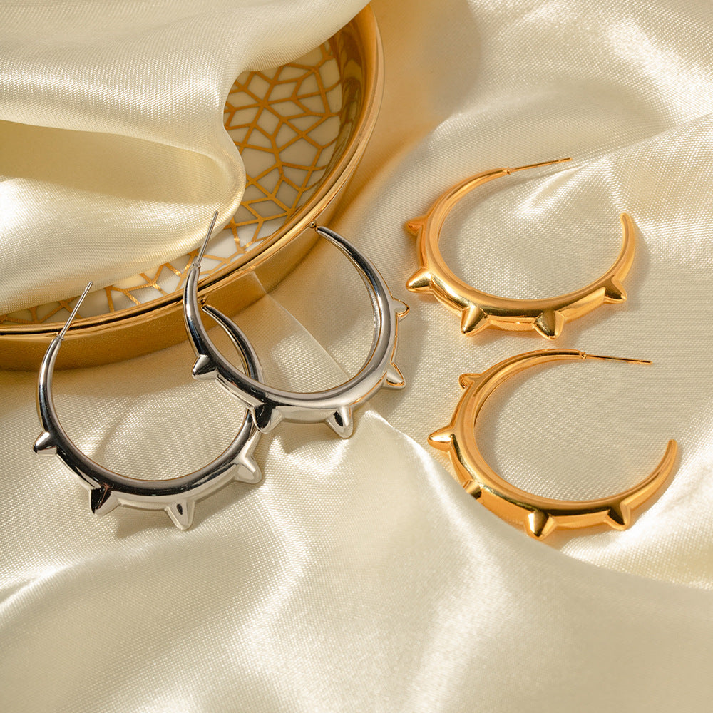 5pcs 8K Gold Stainless Steel Riveted Spice C Ring Earrings Titanium Steel New Temperament Female Earrings