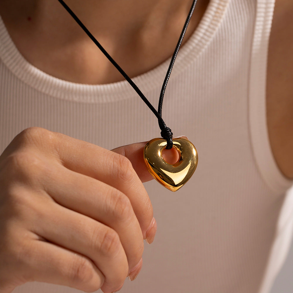 5pcs Stainless Steel Black Wax Rope Hollow Love Pendant Necklace Light Luxury Senior Minority