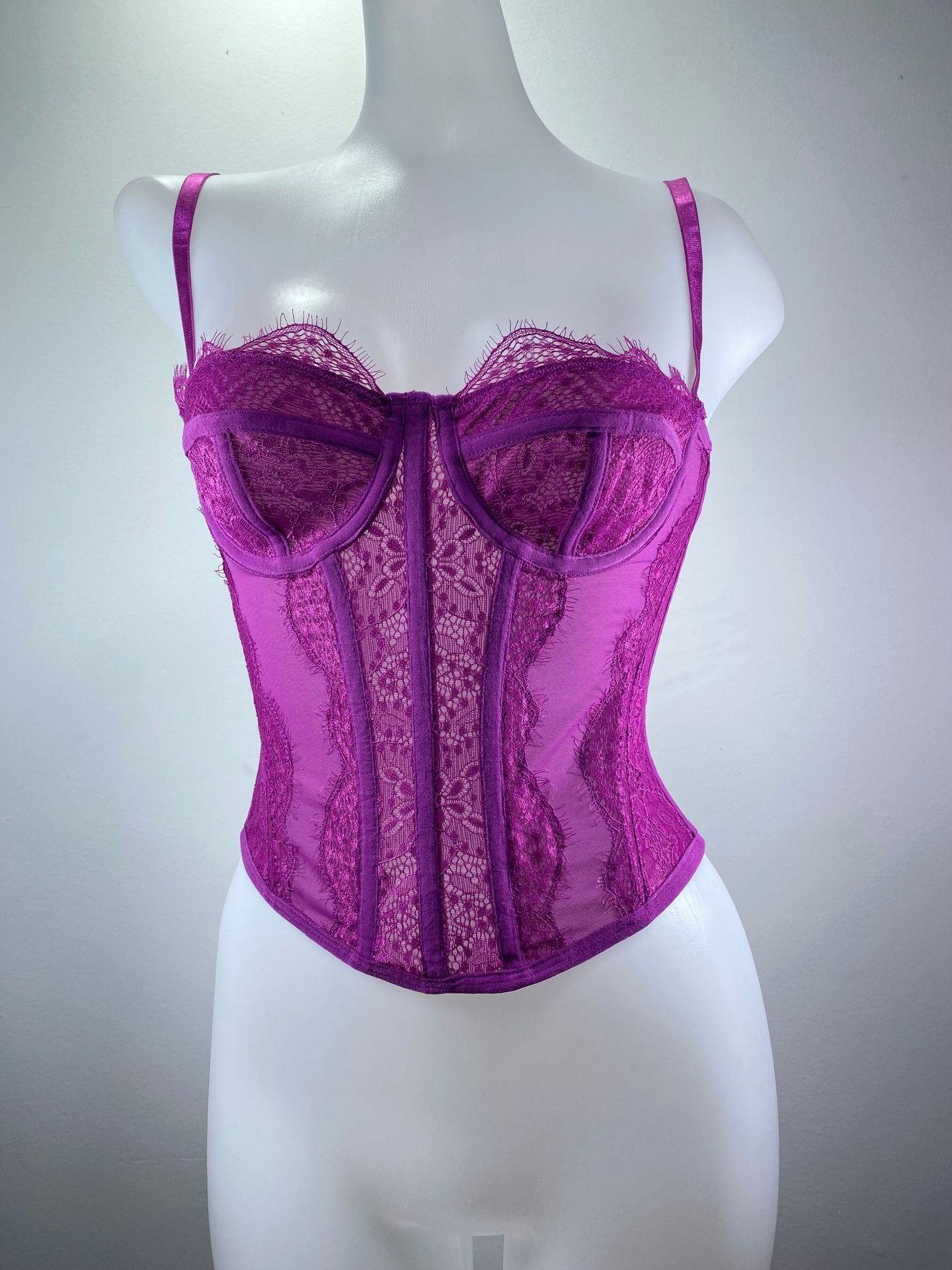 New Lace Embroidery Fishbone Nylon Sexy Chest Halter Hollowed Out Backless Corset Women