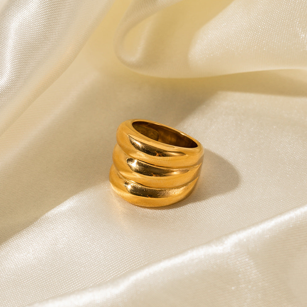5pcs 18K Gold Stainless Steel Three-Layer Closed Ring Women's Fashion Design Without Fading Hand Jewelry