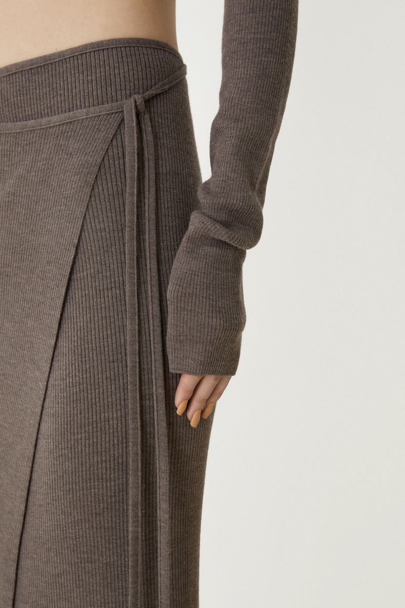 Autumn New Gentle Wind Knit Suit Feminine Black Top Skirt Two-Piece Set
