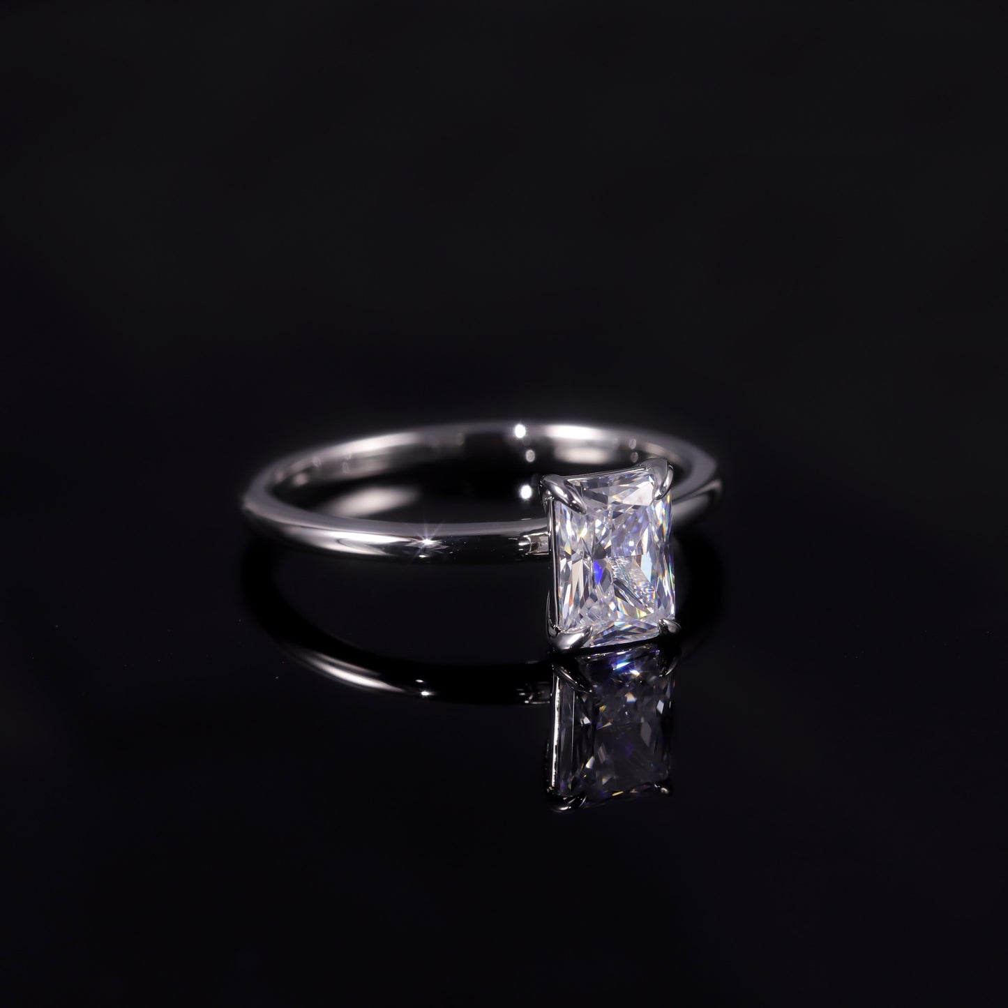 Sparkling Pillow Shaped 1 Carat Zircon Ring S925 Sterling Silver Eagle Claw Square Single Diamond Engagement Ring