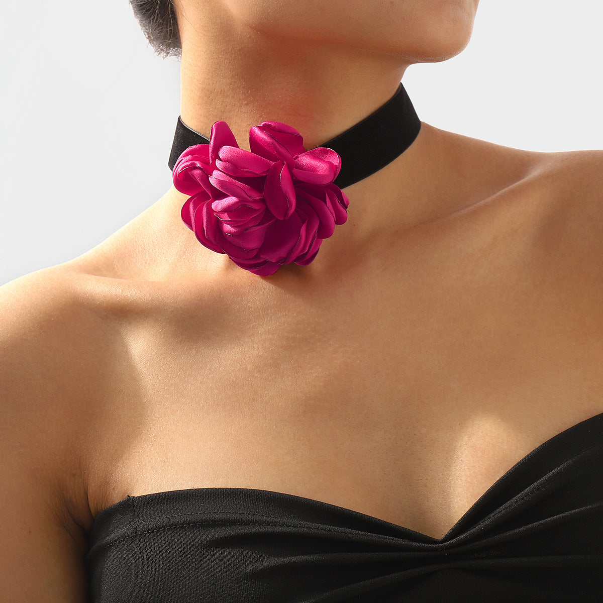 Fashion Geometric Choker Bracelet Elegant Romantic Temperament Rose Flocking Cloth Necklace Bracelet