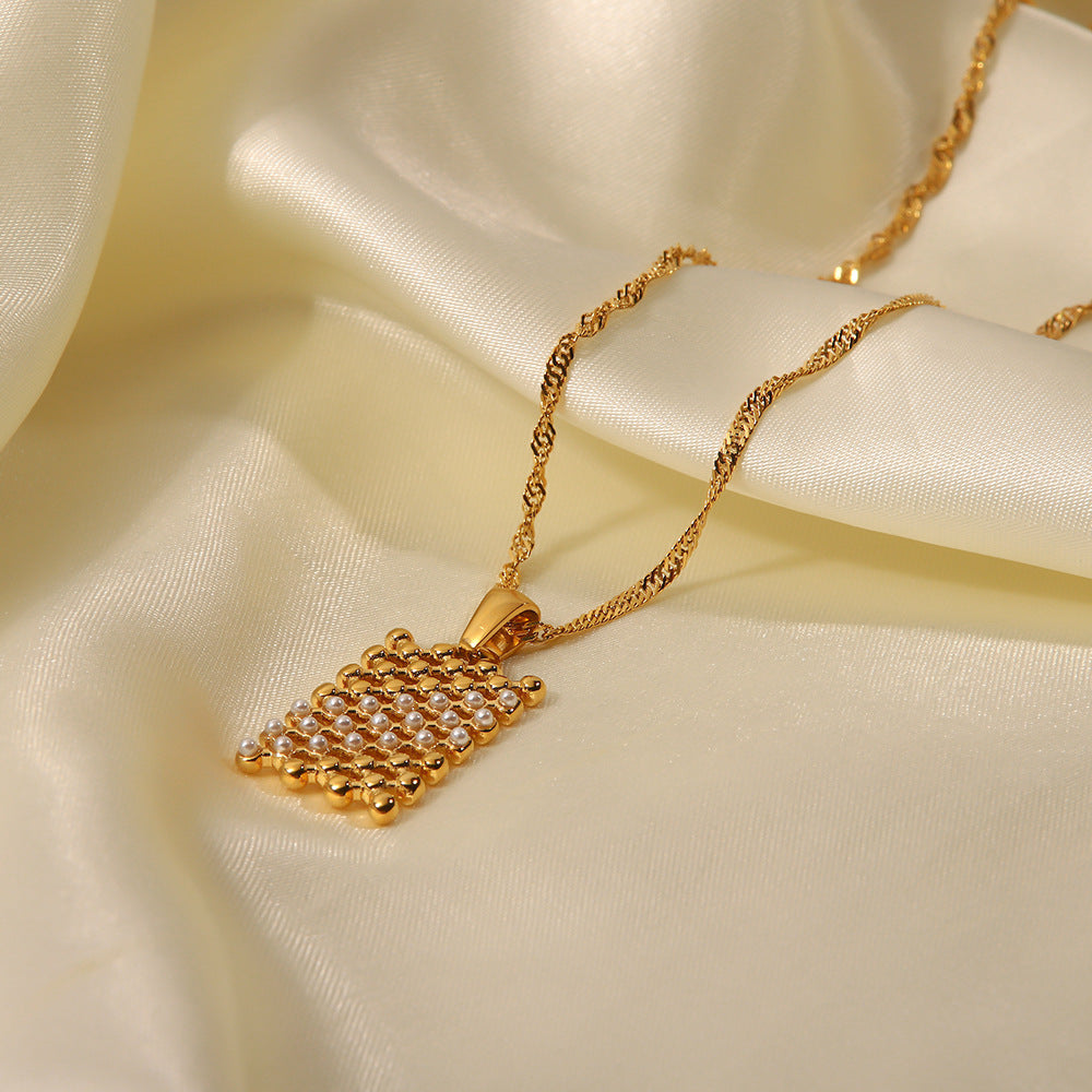 5pcs Hollow Titanium Steel Necklace 18K Gold Inlaid Pearl Stainless Steel Necklace Female Fashion Exquisite Senior Collar