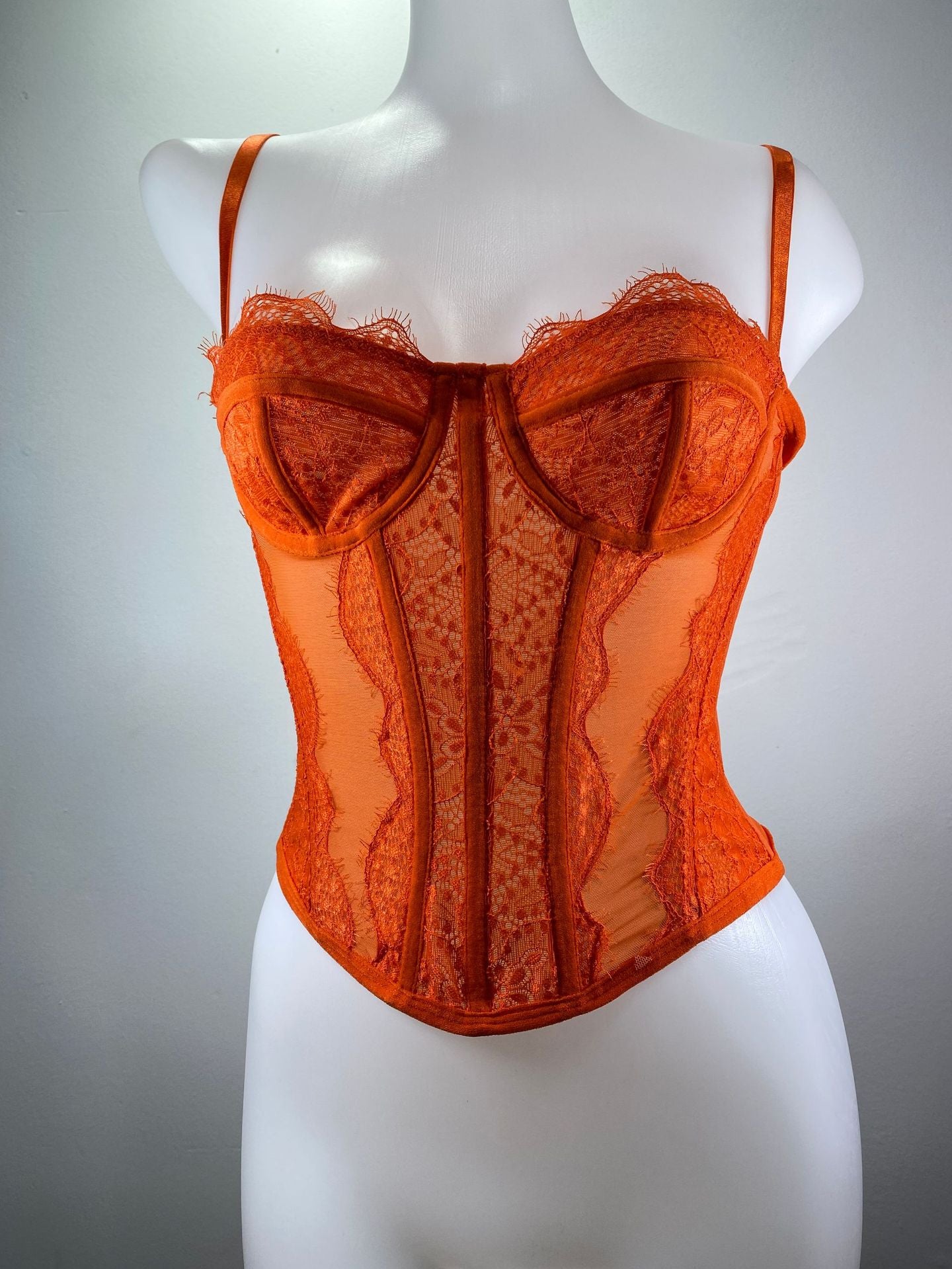 New Lace Embroidery Fishbone Nylon Sexy Chest Halter Hollowed Out Backless Corset Women