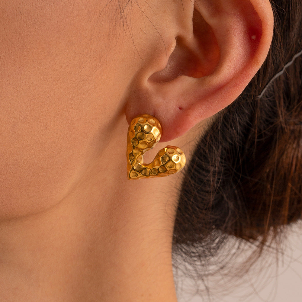 5pcs Pop Earrings 18K Gold Stainless Steel Personality Liquid Love Shaped Stud Earrings Design Sense Earrings