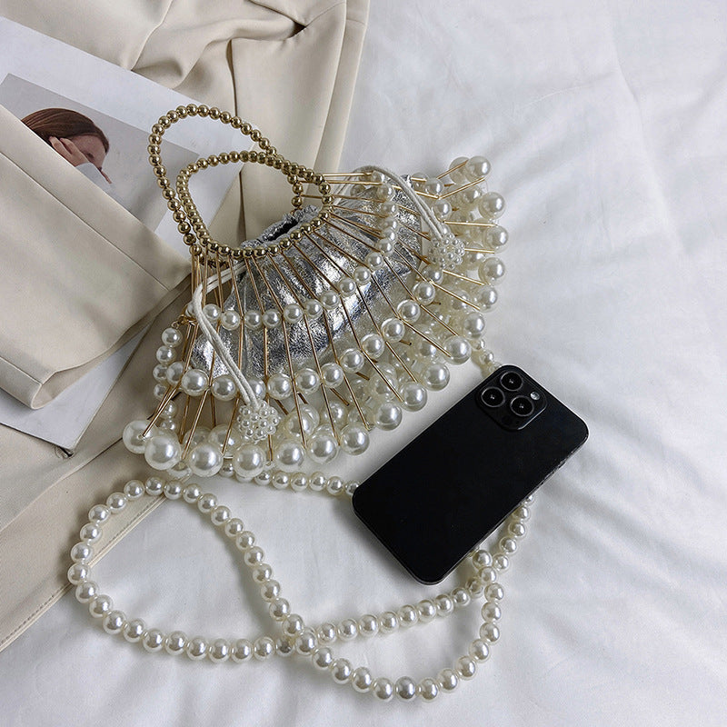 Spring Summer Retro Dinner Handbag - A Pleated Pearl Chain Diagonal Bag with Elegant Hollow-Out Design