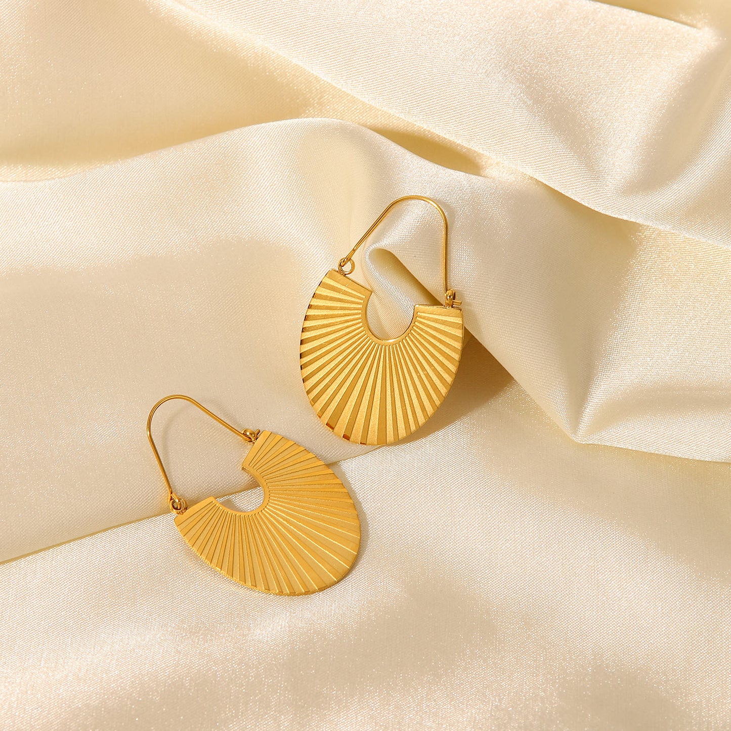 5pcs 18K Gold Stainless Steel Fan Ribbed Earrings Nordic Designer Titanium Steel Geometric Shape Fashion Earrings Jewelry Women