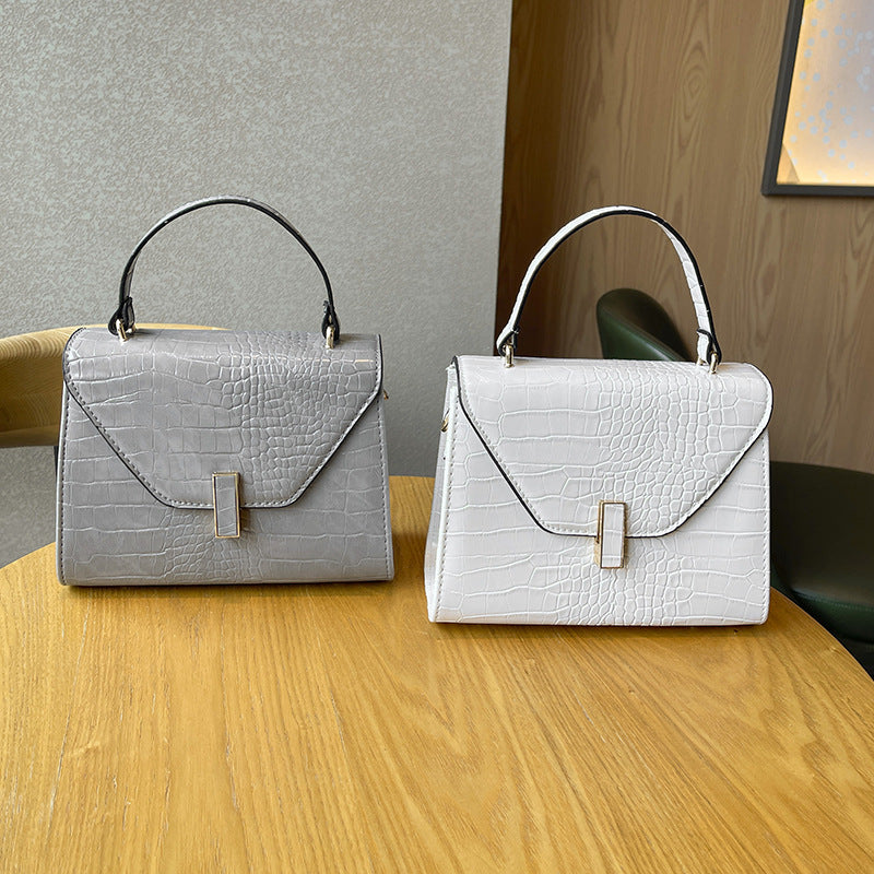 Crossbody Bag Trendy Handbag Temperament Female Bag Fashion Everything Small Square Bag Single Shoulder Crocodile Baguette Bag