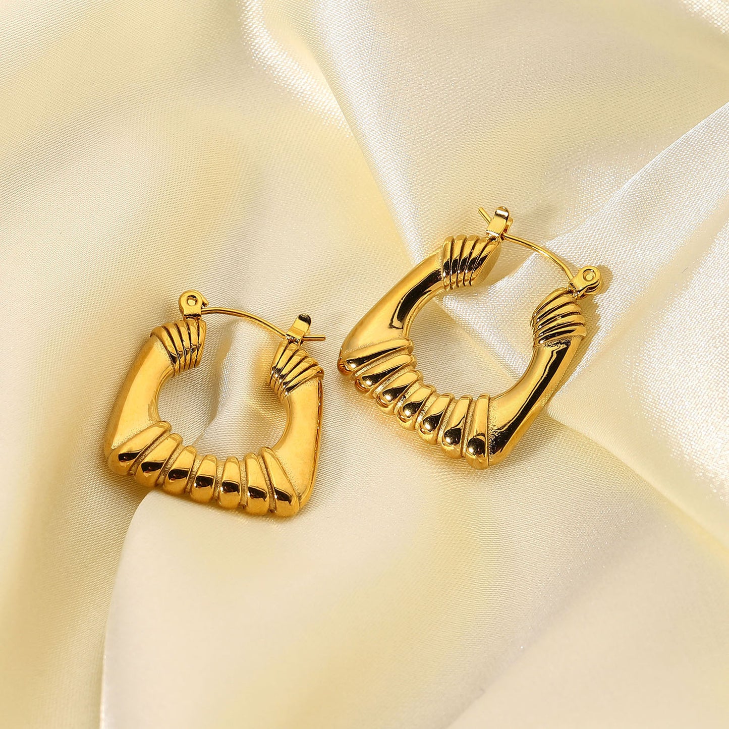 5pcs New Trapezoid 18K Gold-Plated Ring Earrings Stainless Steel Jewelry Fashion Personality Hug Earrings For Ladies
