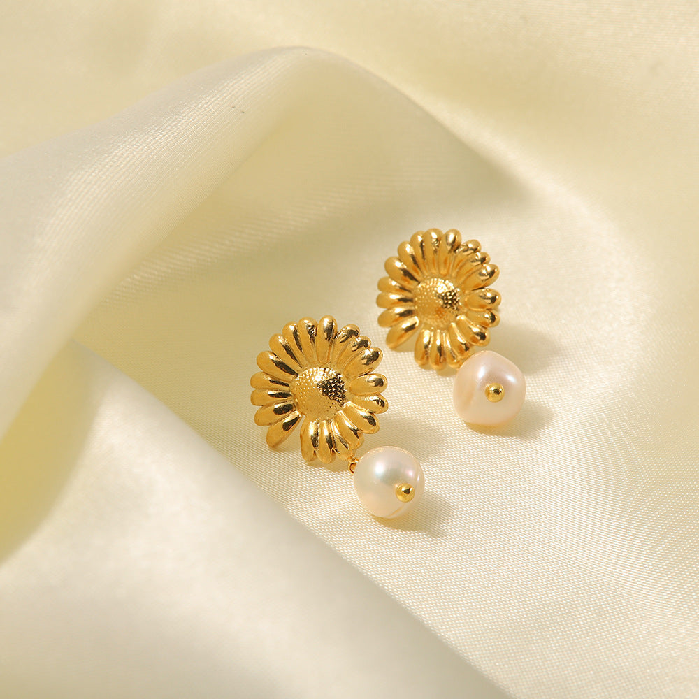 5pcs Vintage Elegant Little Daisies Studs Light Pearl Earrings Women Fashion Personality All-Match Titanium Steel Earrings Earrings