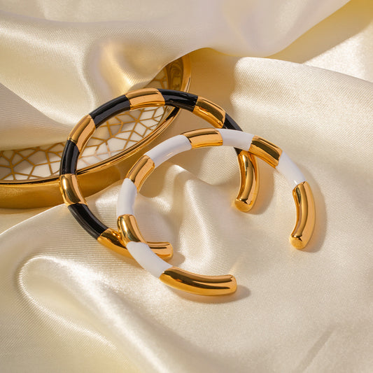 5pcs Light Luxury High-Grade Temperament Titanium Steel Bracelet Opening Niche Design High-Grade Black And White With Gold Dripping Hand Jewelry