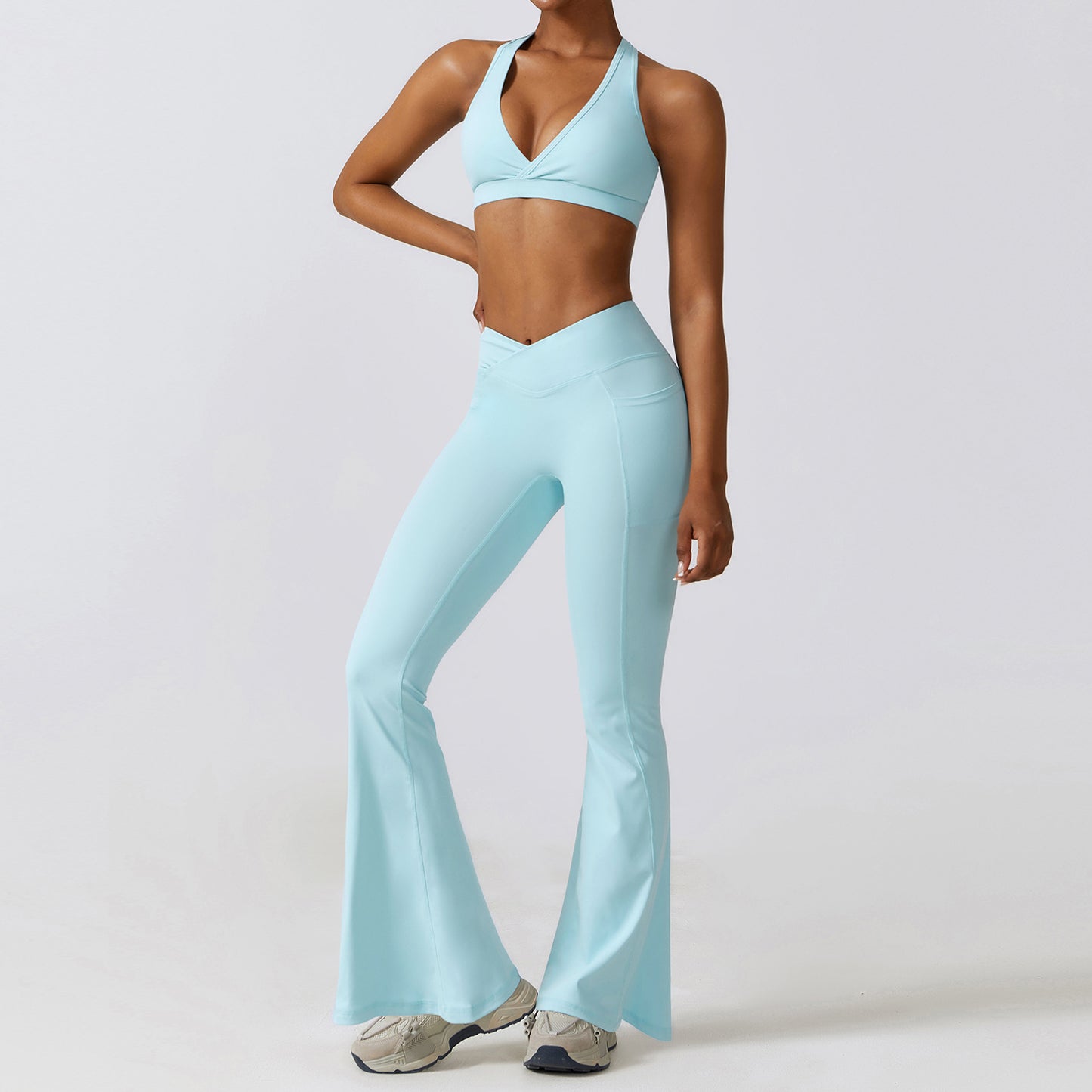Quick Dry Beauty Back Yoga Set Pocket Tight Running Sports Set Female Nude Fitness Clothing