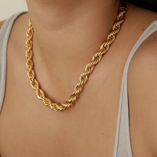 5pcs 8Mm Thick Romeo Twist Rope Chain Necklace Choker 18K Gold Vacuum Plated Stainless Steel Can Be Stacked Short Necklace Women