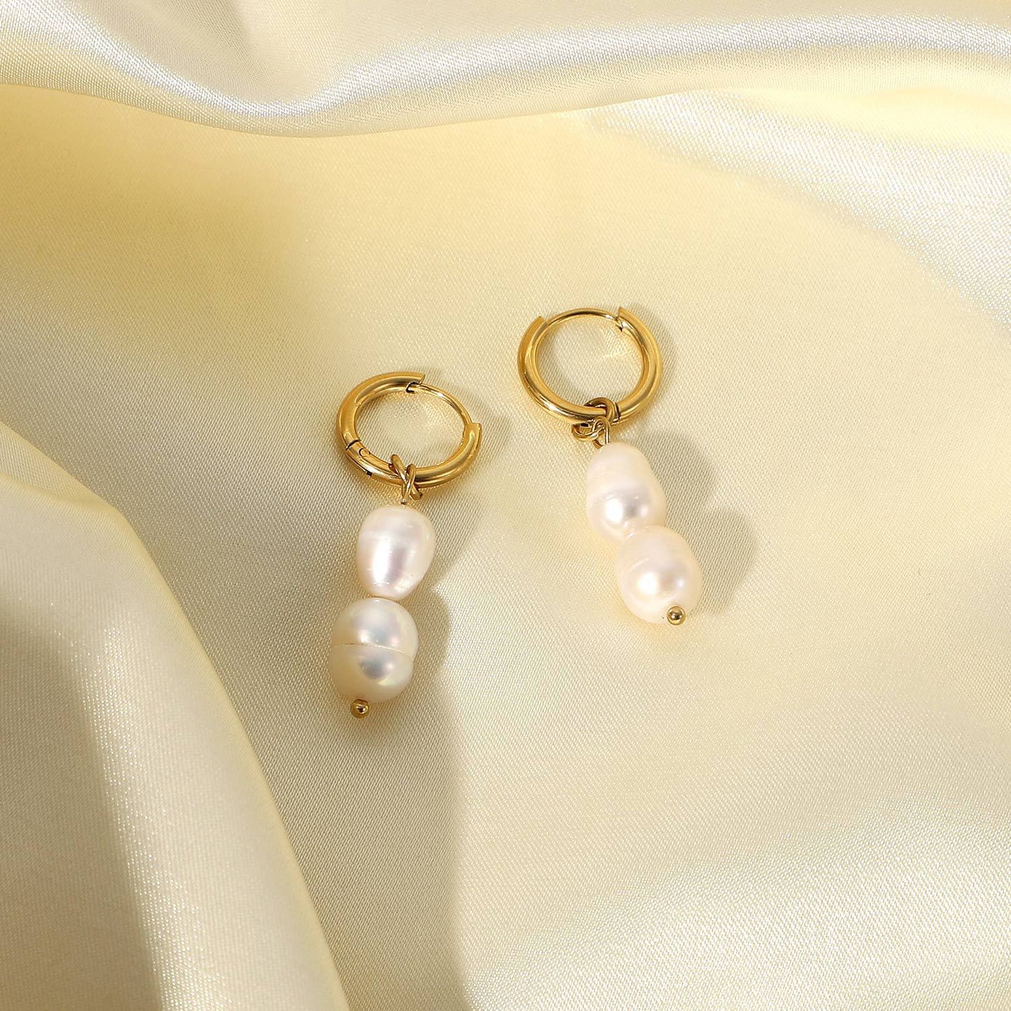 5pcs Baroque Style 14K Gold Plated Round Pearl Earrings Women's Geometric Stainless Steel Light Pearl Pendant Earrings