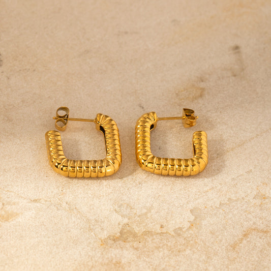 5pcs Women's Ribbed Square Earrings Simple Hoop Earrings 18K Gold Plated Stainless Steel Gold Earrings