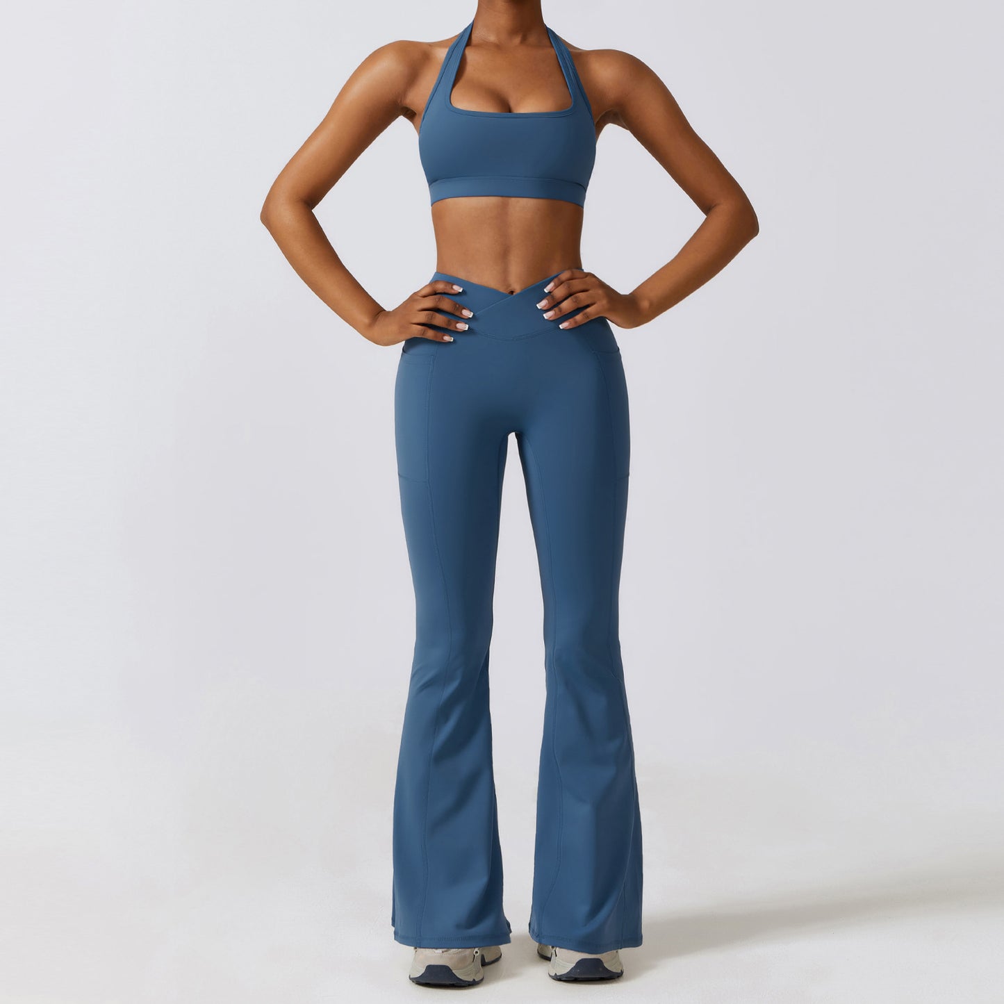 Quick Dry Beauty Back Yoga Set Pocket Tight Running Sports Set Female Nude Fitness Clothing