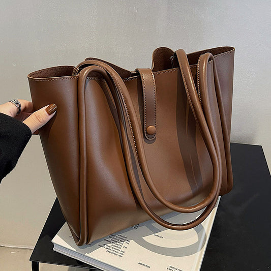 Fashion Bags New Fashion Spring Portable Women's Bag Advanced Sense Large Capacity Commuting Simple Tote Bag