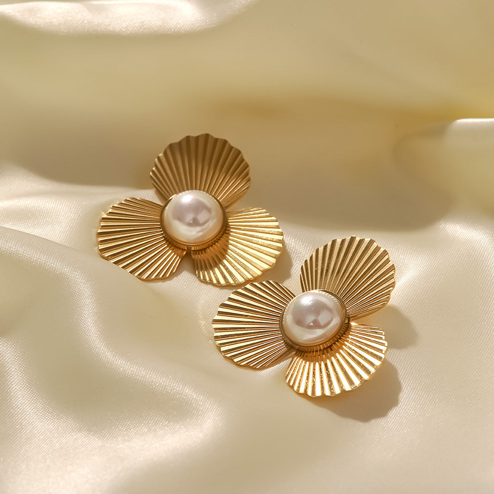 5pcs Stylish Temperament Earrings 16K Gold Plated Stainless Steel Flower Fan Design Round Pearl Stud Earrings For Women
