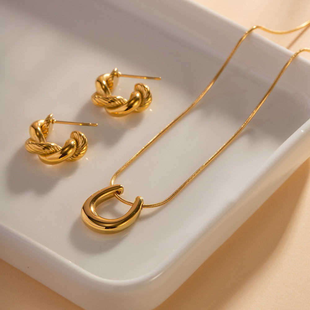 5pcs Stainless Steel Necklace 18K Gold Titanium Steel Pendant Necklace Women's Everything Necklace Accessories