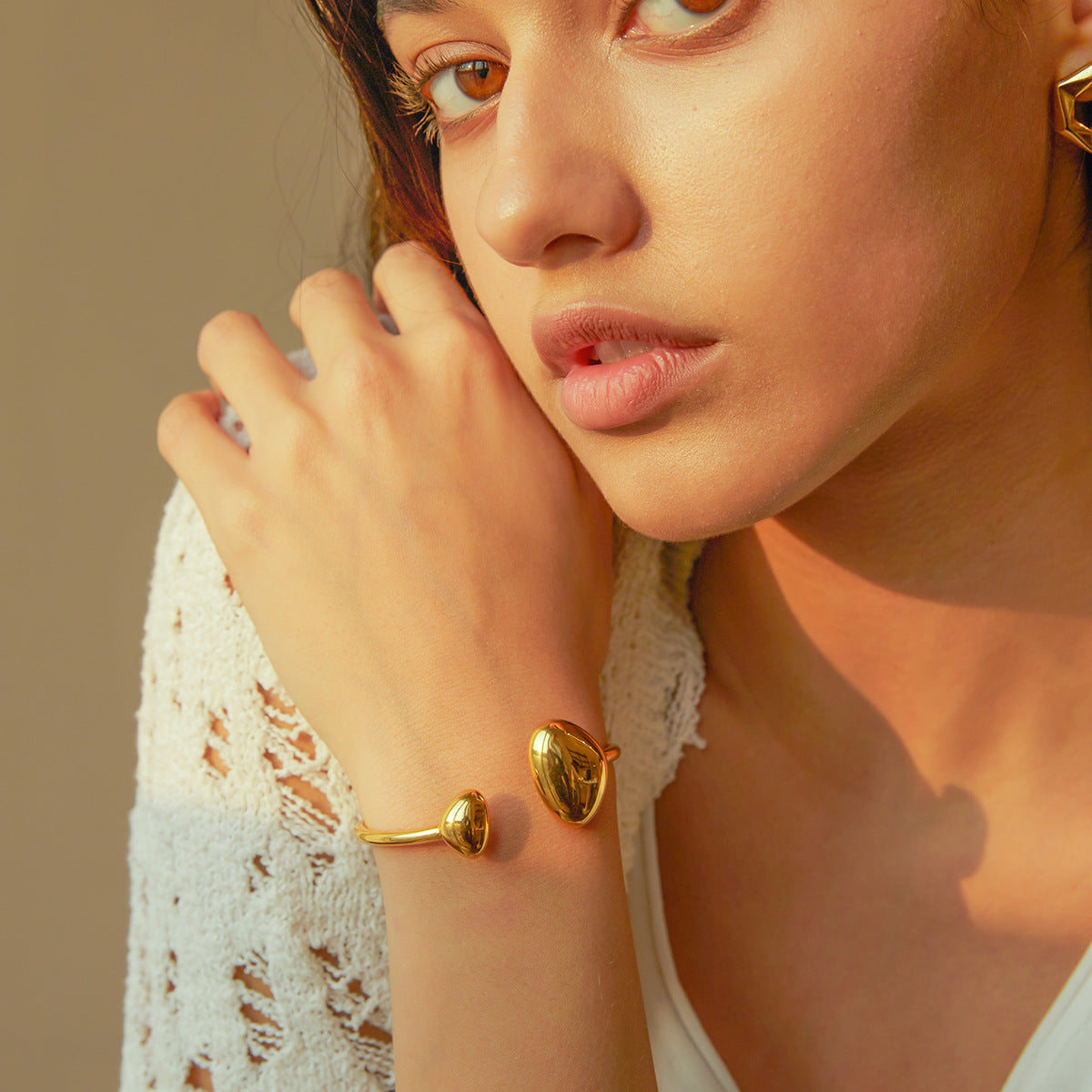 5pcs Light Luxury Titanium Steel 18K Gold Stainless Steel Irregular Opening Bracelet With Elastic Wide Bracelet Item