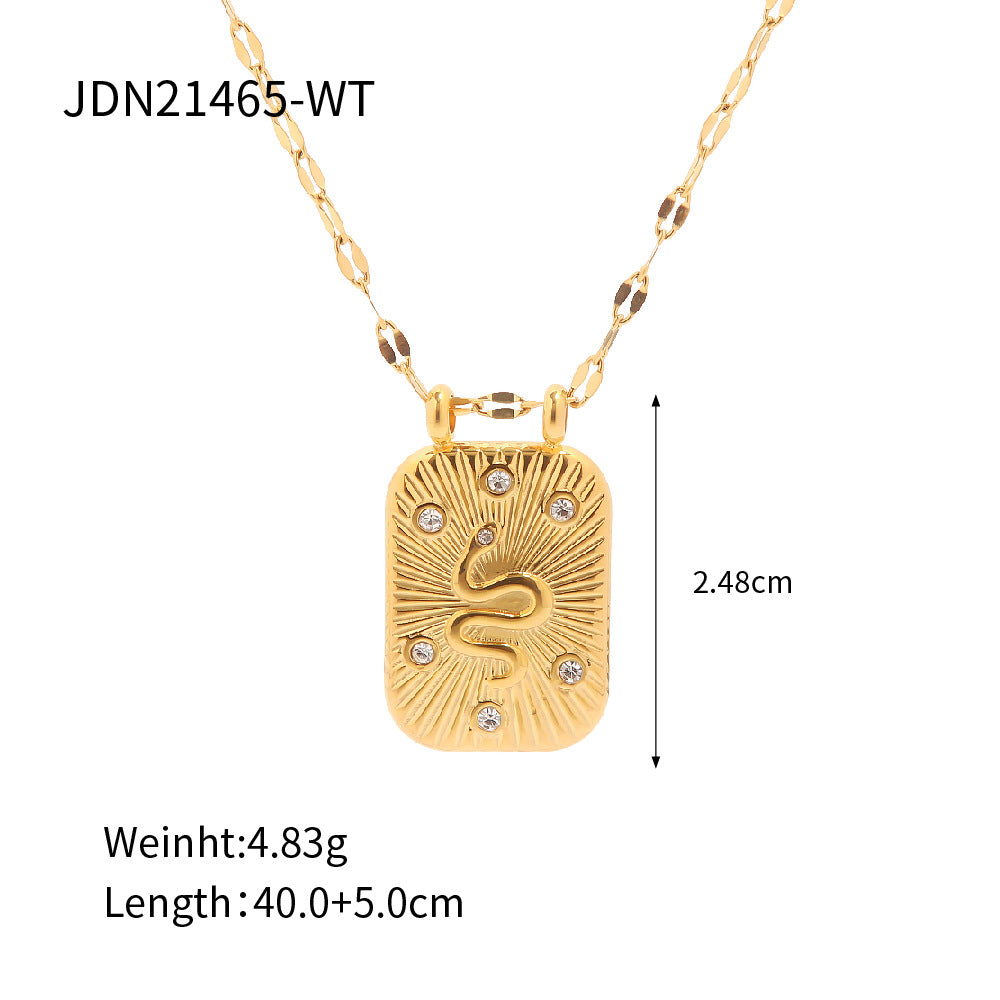 5pcs Vintage Style 18 K-Plated Stainless Steel Square Pendant Necklace With Diamond Serpentine Pattern Fashion Jewelry